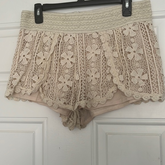 Almost Famous Pants - Almost famous knitted laced shorts